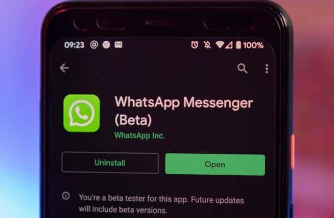 WhatsApp Dark Mode offers additional Solid Colors Options for Android