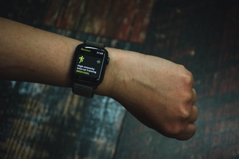 fitness tracking , What are the benefits of a smartwatch