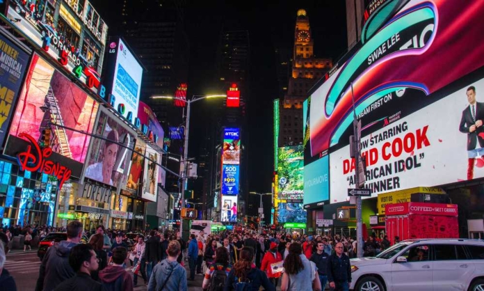 Advantages of Using Billboards